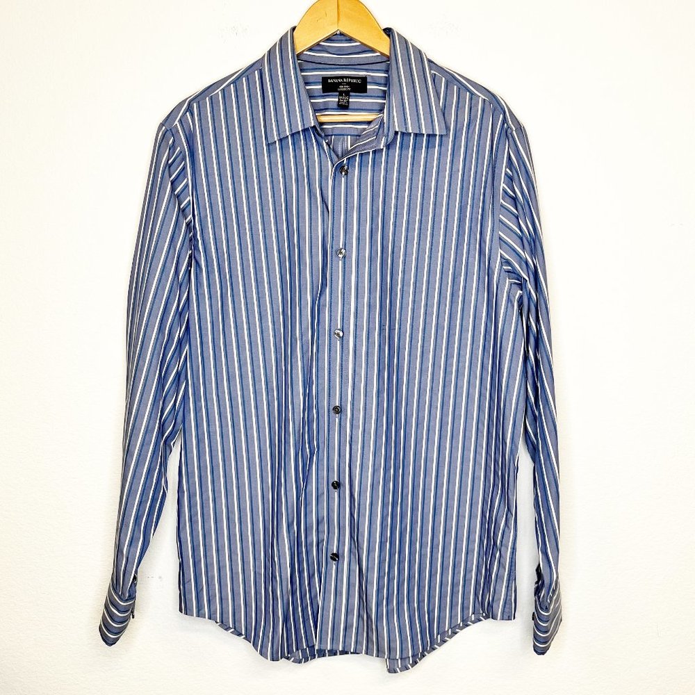 Banana Republic Classic Fit  Men's Long Sleeve Button Down